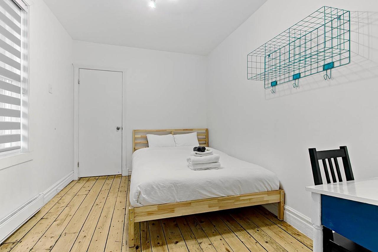 Les Appartements Du 790 Квебек Экстерьер фото
